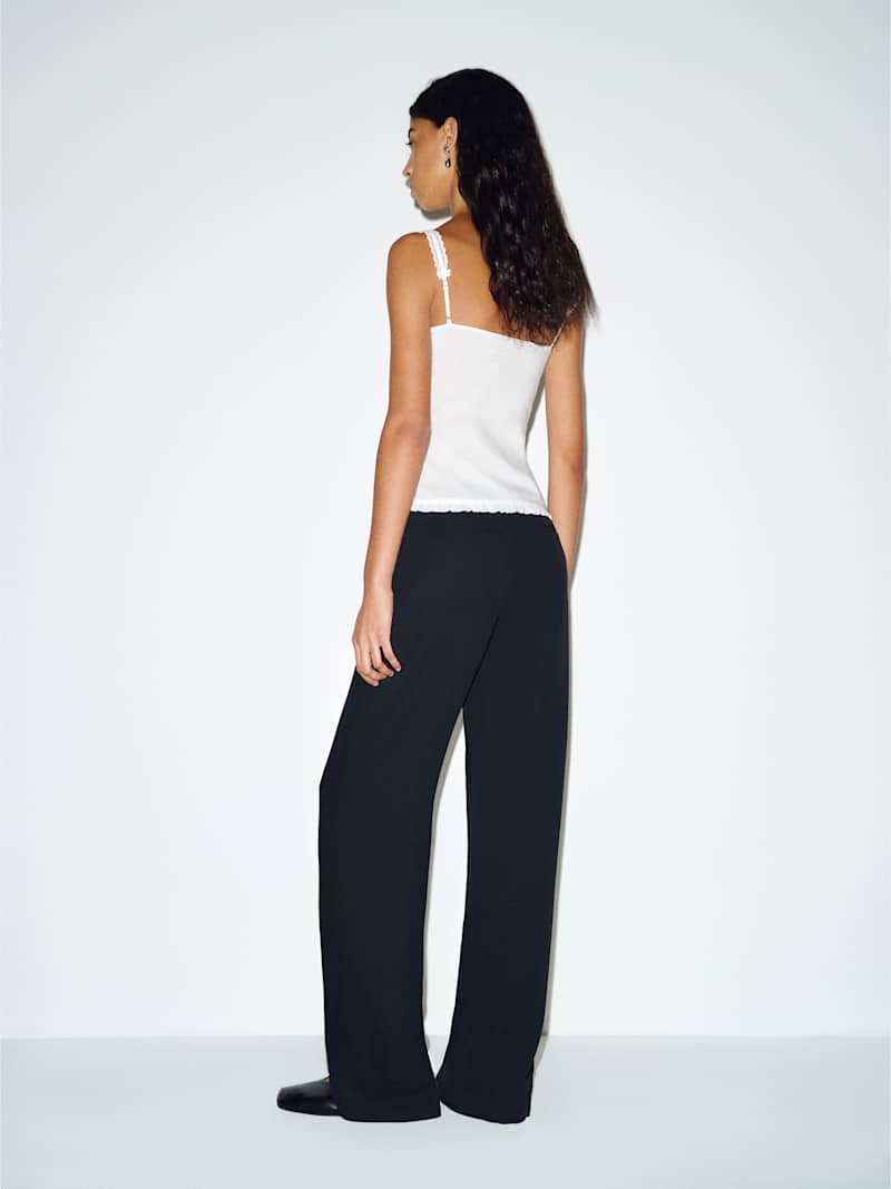 Vida Low Rise Short Pant