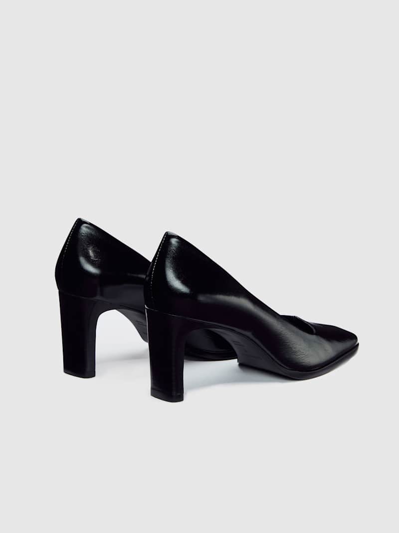 Inez High Pump