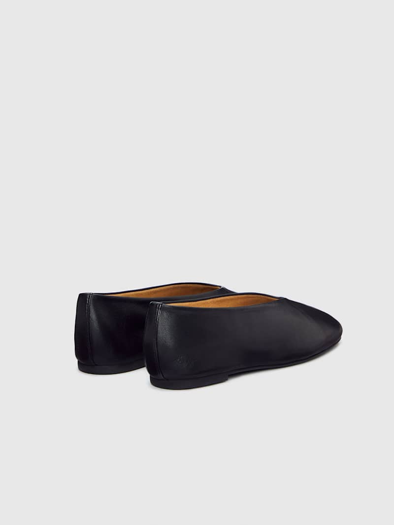 Blaine Flat
