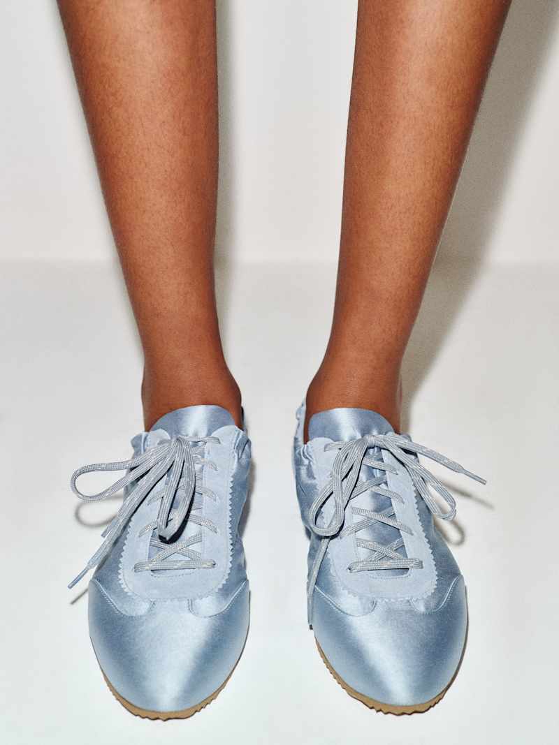 Terra Scrunch Sneaker