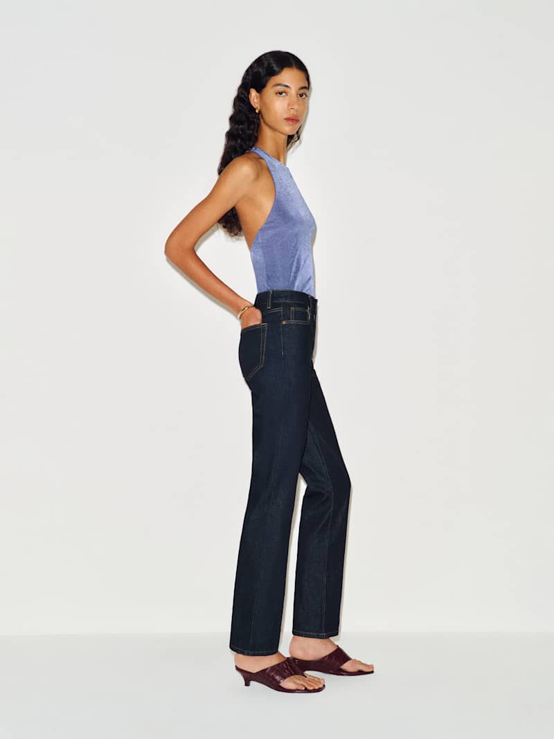 Leda Mid Rise Straight Short Jeans
