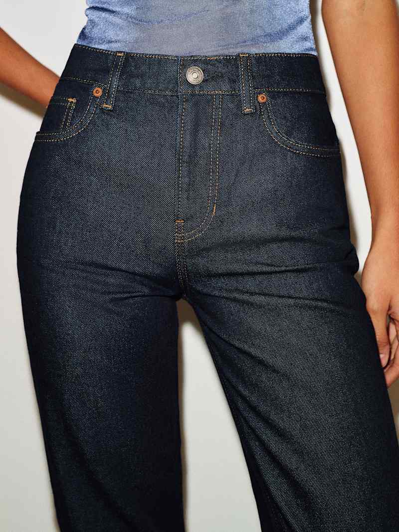 Leda Mid Rise Straight Long Jeans
