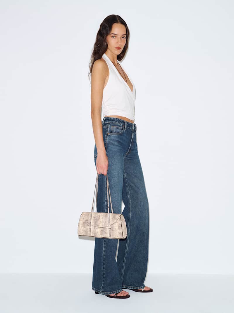 Hunter Stretch Mid Rise Wide Leg Short Jeans