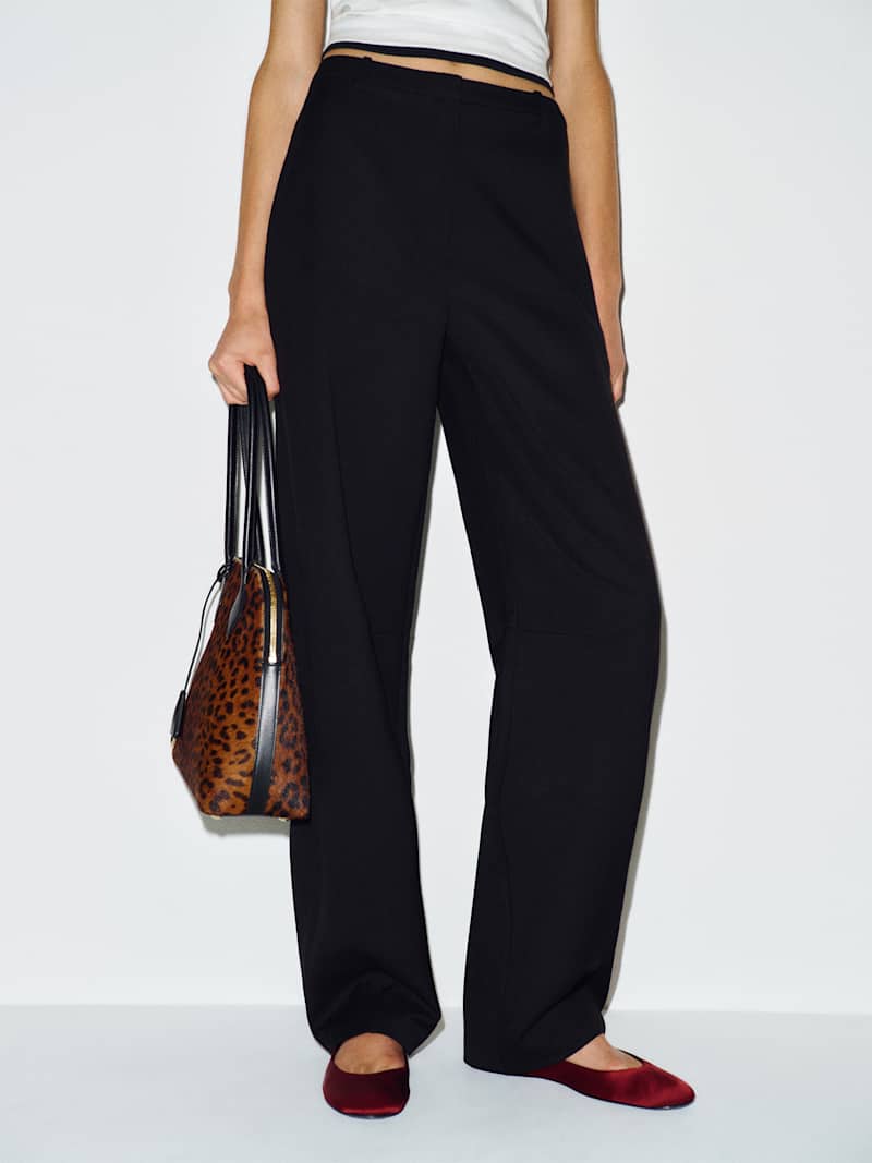 Jackie Bow Leg Short Pant