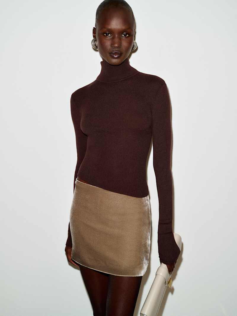 Carla Low Waist Velvet Skirt