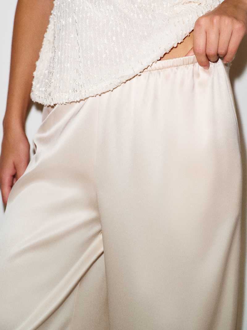 Aven Satin Short Pant
