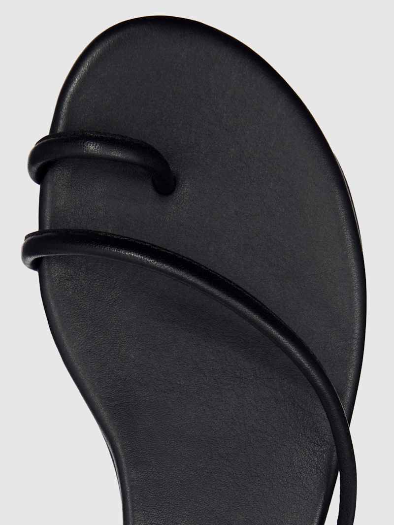 Ludo Toe Ring Strappy Flat Sandal
